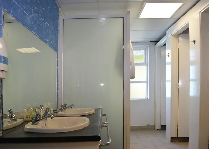 International * 基拉尼